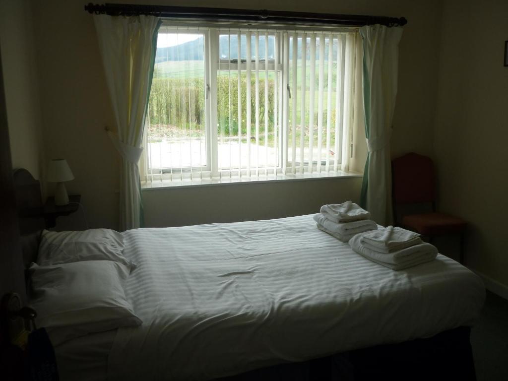 The Craven Heifer Bed and Breakfast Addingham Δωμάτιο φωτογραφία