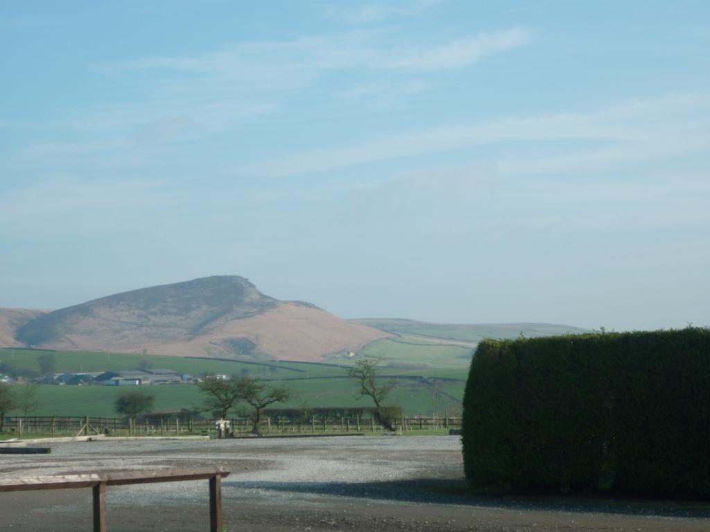 The Craven Heifer Bed and Breakfast Addingham Εξωτερικό φωτογραφία