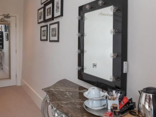 The Craven Heifer Bed and Breakfast Addingham Δωμάτιο φωτογραφία
