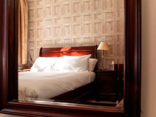 The Craven Heifer Bed and Breakfast Addingham Δωμάτιο φωτογραφία